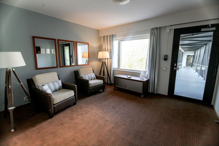 Room 20 of 48