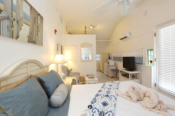 Room 16 of 51