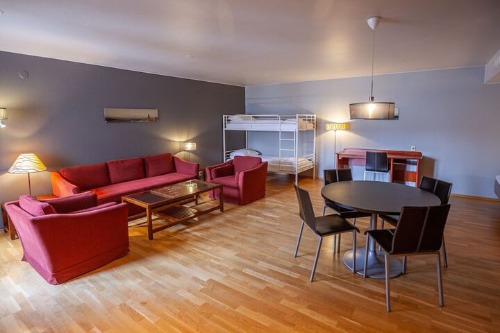 Room 16 of 31