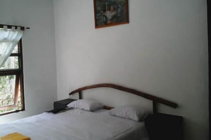 Room 5 of 30