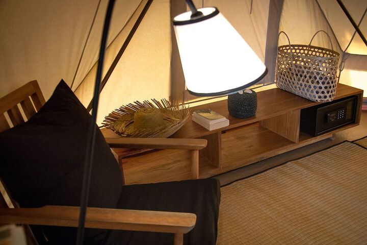 Room 4 of 38