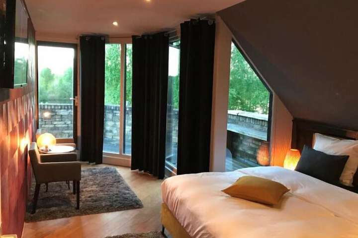 Room 18 of 54
