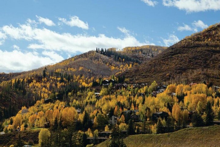 Hotel Exterior 39 of 44