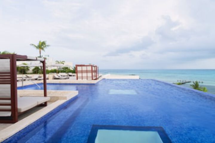 Pool 106 of 342