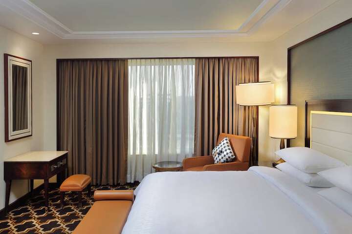 Room 26 of 71