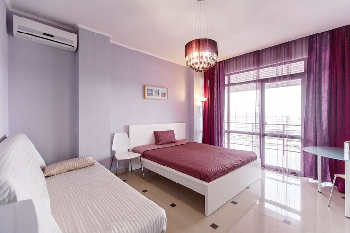 Room 22 of 64