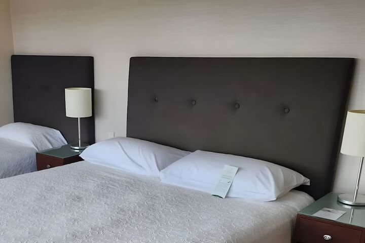 Room 8 of 70