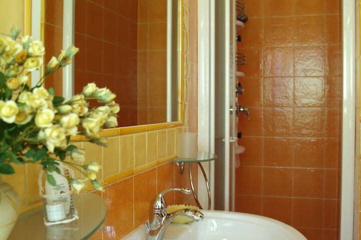 Bathroom Photo