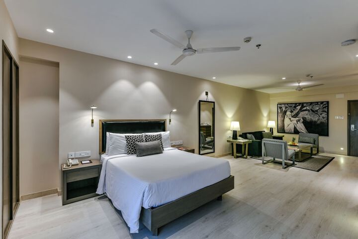 Room 18 of 49