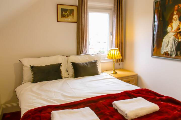 Room 95 of 174