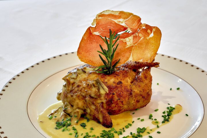 Dining 134 of 201