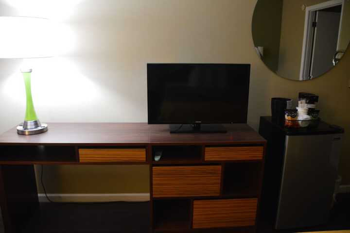 2 Double Beds (5 of 9)