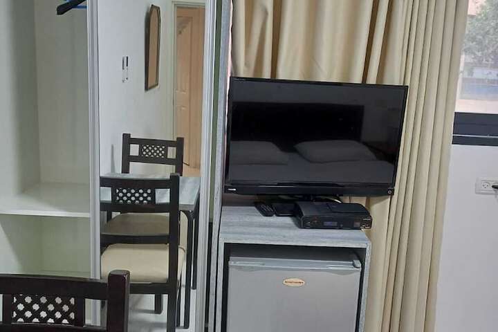Room 12 of 22