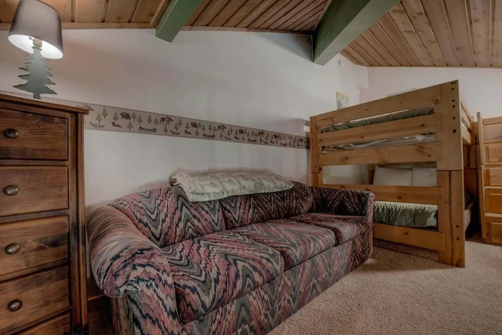 Room 3 of 21