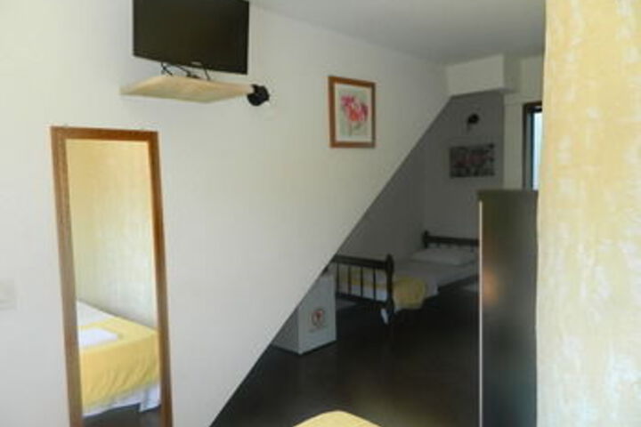 Room 65 of 90