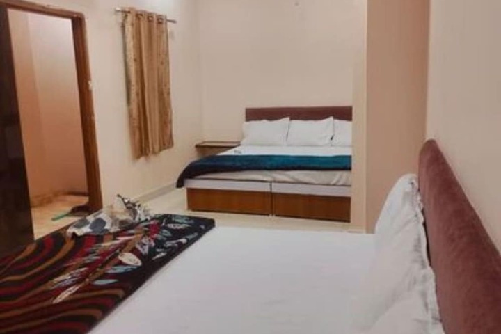 Kanha Homestay Near Mahakal Mandir