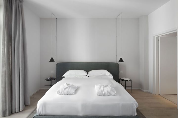 Room 14 of 18