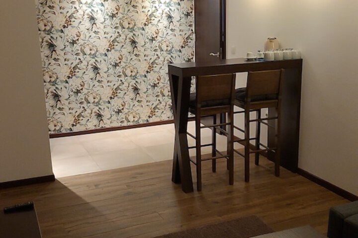 Room 16 of 40