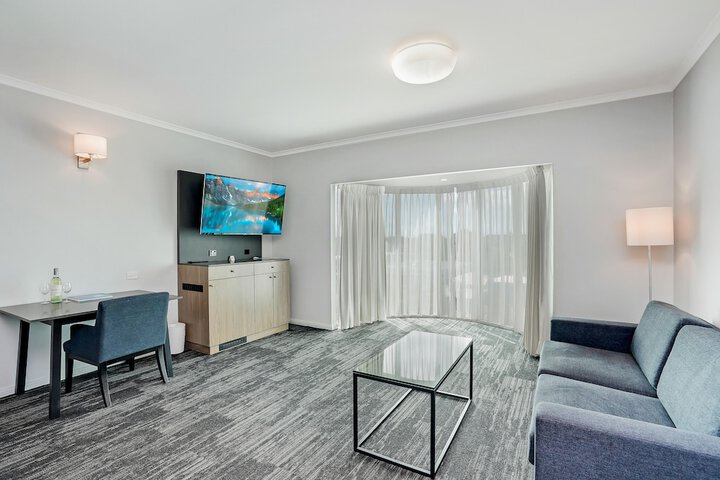 Room 19 of 42