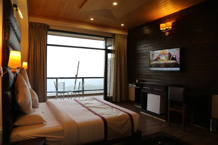 Room 5 of 21