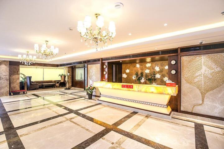 Hotel Interior 4 of 74