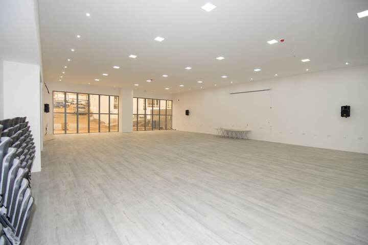 Guest Lobby