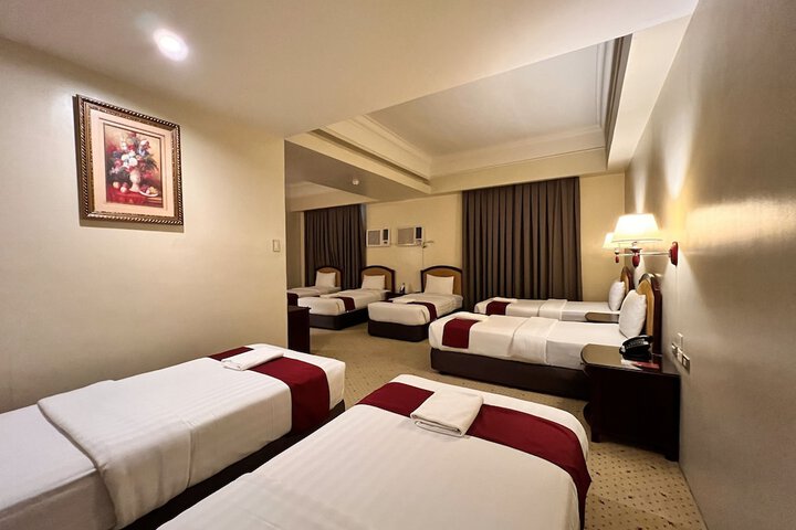 Room 15 of 36