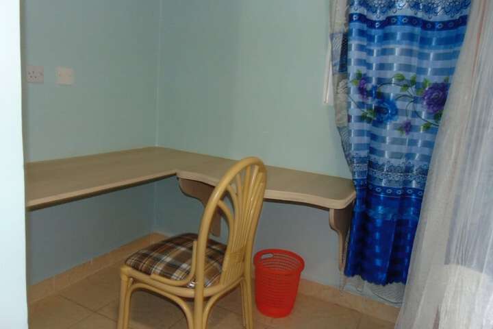 Room 18 of 34