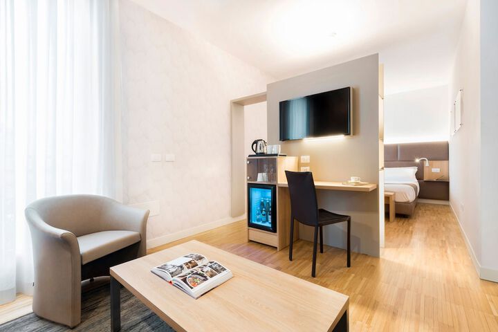 Room 8 of 53
