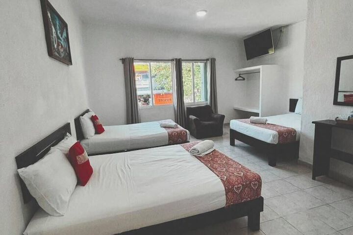 Room 13 of 25