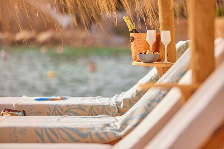 Sundeck 71 of 74