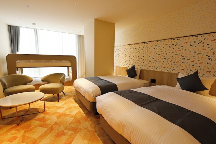 Room 49 of 99