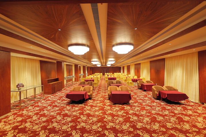 Hotel 2 of 94