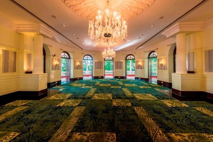 Ballroom/Hall 64 of 94