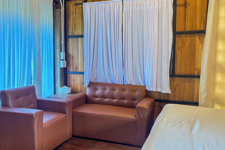 Room 25 of 135