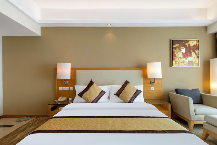 Room 20 of 98