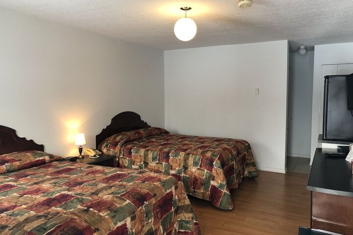 Room 11 of 39