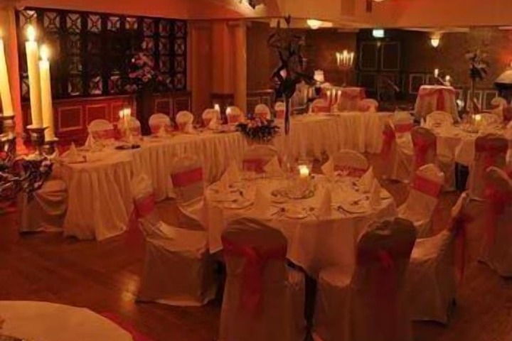 Ballroom/Hall 23 of 29
