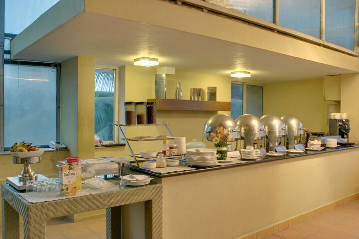 Dining Photos