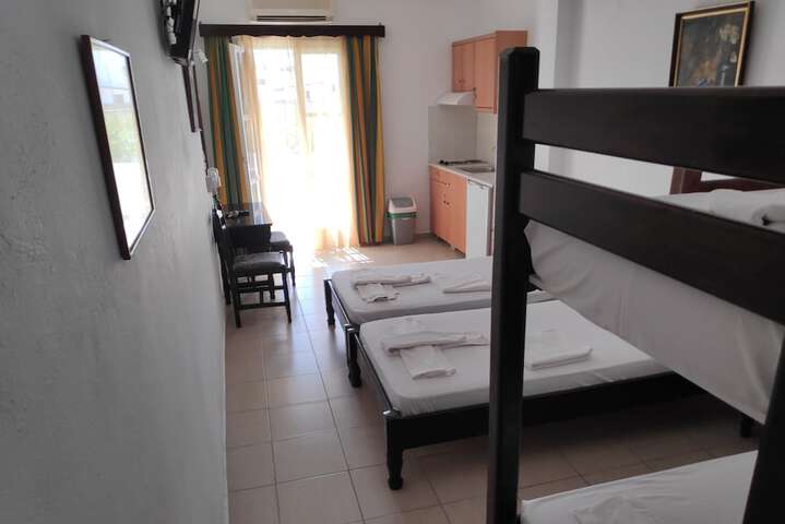 Room 12 of 54
