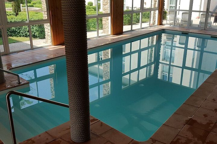 Pool 23 of 48