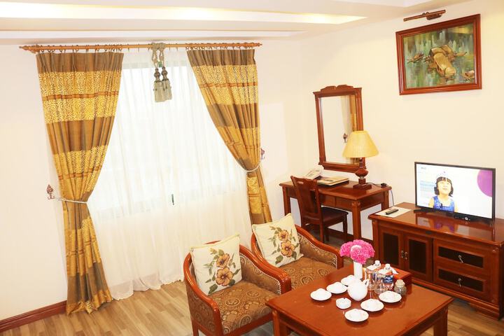 Room 20 of 38