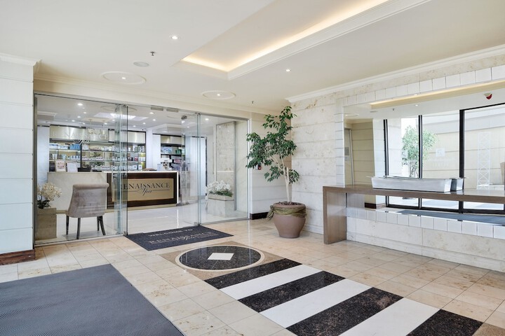 Guest Lobby