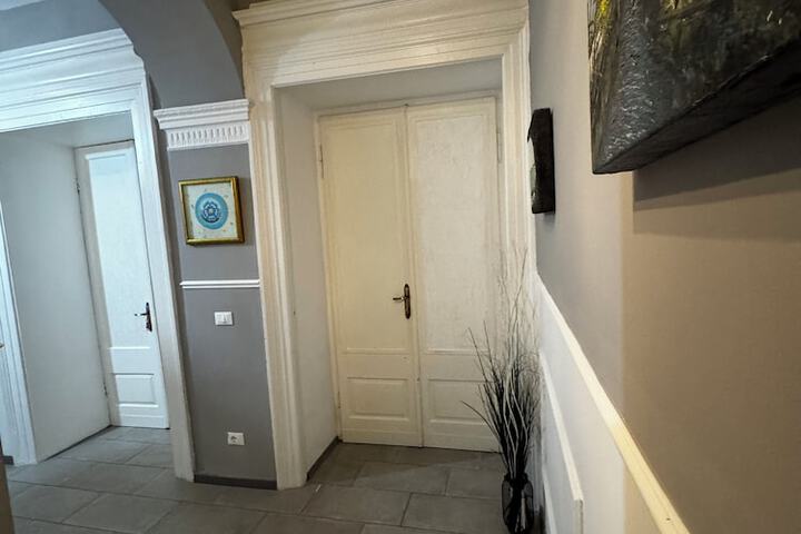 Ballroom/Hall 66 of 71