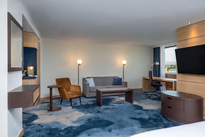 Room 73 of 130