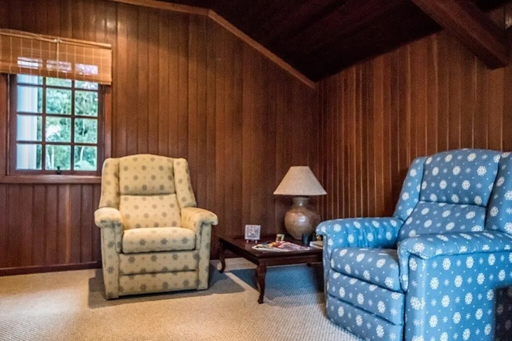 Room 3 of 20