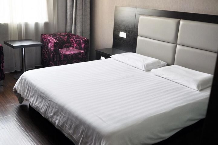 Room 7 of 22