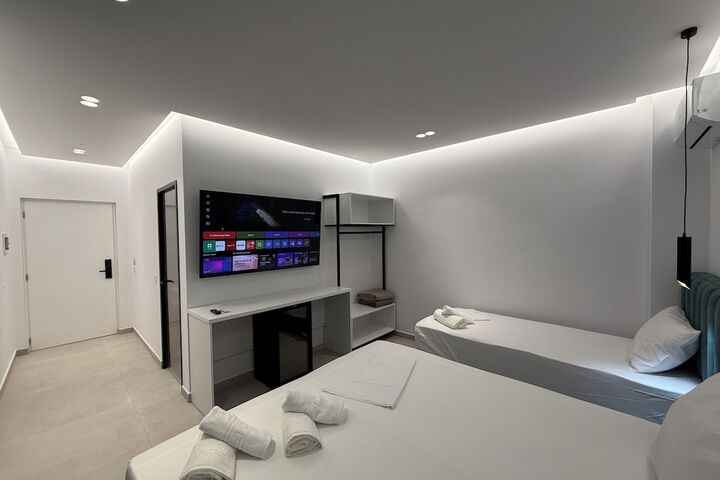 Room 48 of 104