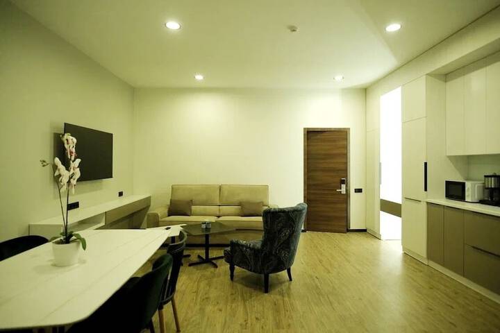 Room 29 of 69