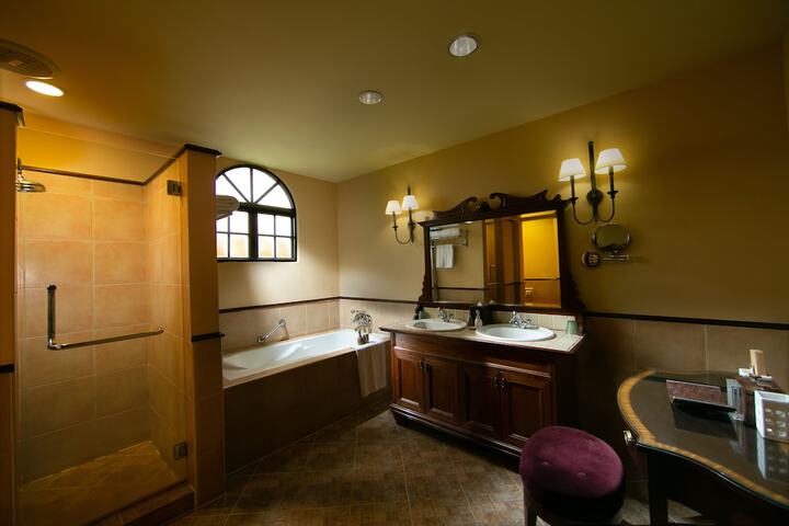 Bath Interior